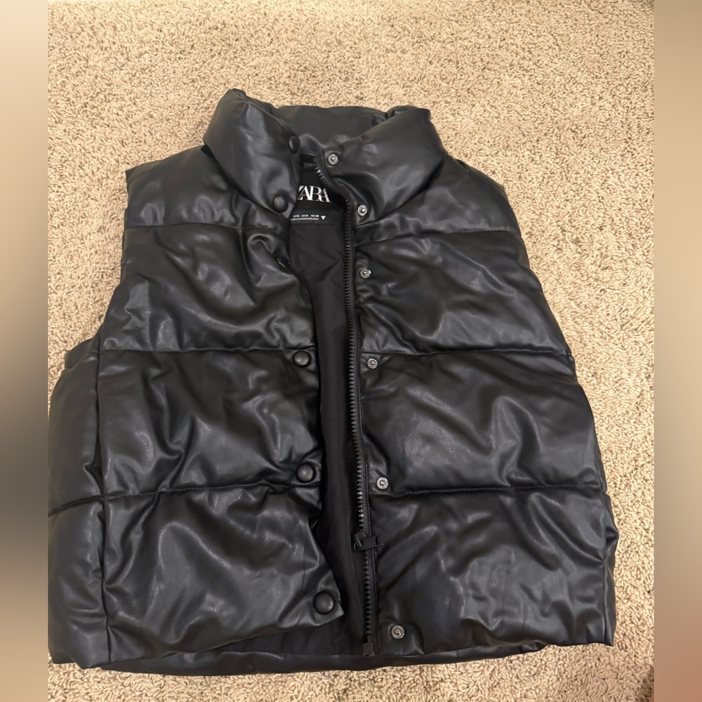 Zara Black Puffer Vest